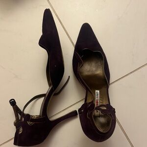 Manolo Blahnik Dark Purple suede gold edges strap detail Euc Heels $585 39 9